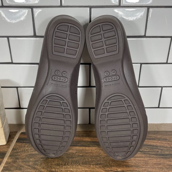 CROCS Gianna Disc Womens Size 6 Shoes Brown Gold Medallion Slip On Ballet Flats - Picture 7 of 14